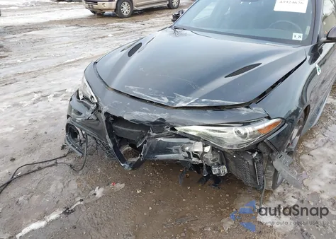 2021 Alfa Romeo Giulia Quadrifoglio Rwd from USA, damaged, VIN ZARFAMEV0M7648976